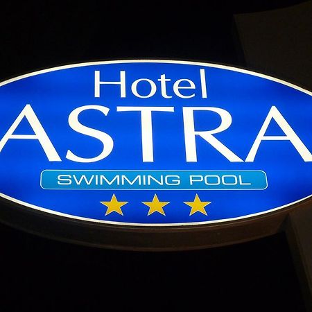 Hotel Astra Milano Marittima Exterior photo